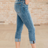 Spring Fling Mid Rise Cuffed Skinny Capri Jeans