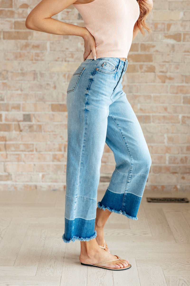 Tips For Styling Wide-Leg Cropped Pants - Kristy By The Sea  High waisted  cropped jeans, Crop dress pants, Cropped wide leg jeans