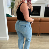 Lexi High Rise V Front Waistband Straight Jeans
